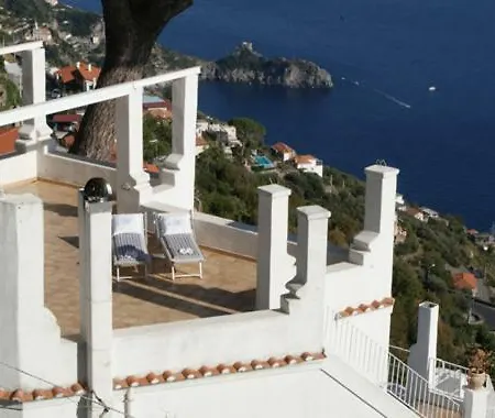 Aramara Costa D'amalfi * فوروري